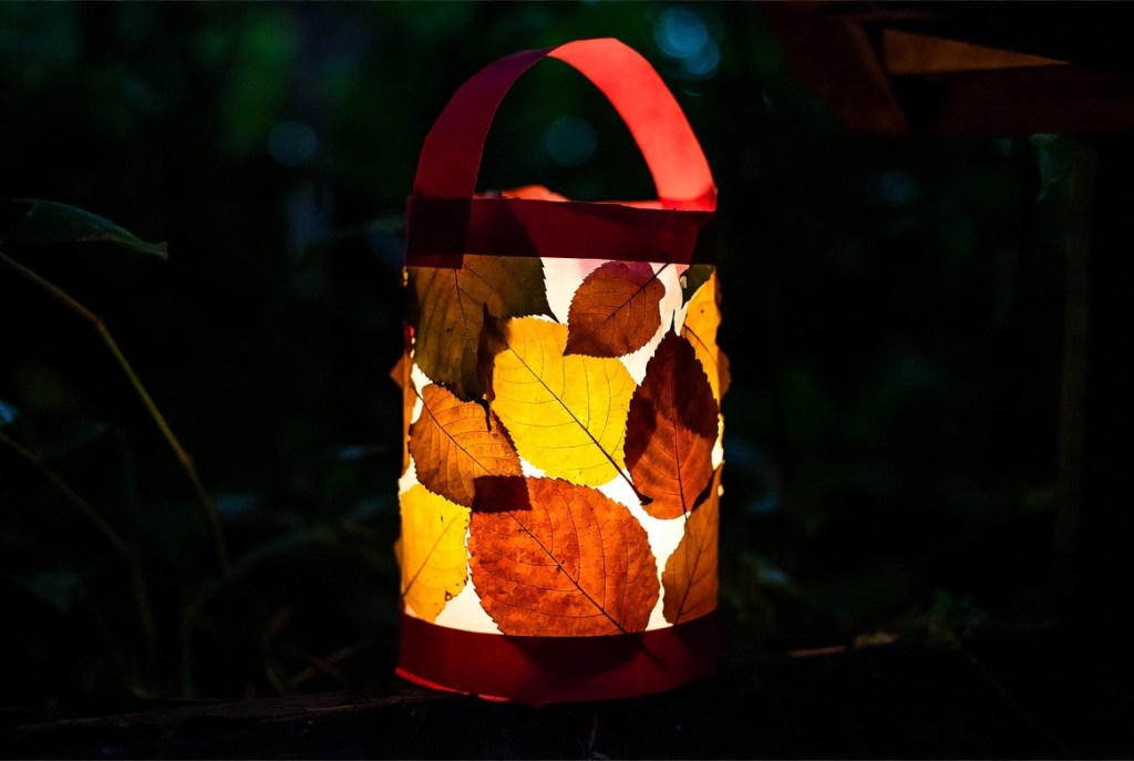 Waldorf Leaf Lantern Craft & Lantern Walk: Celebrating Martinmas or the Autumn&nbsp;Season